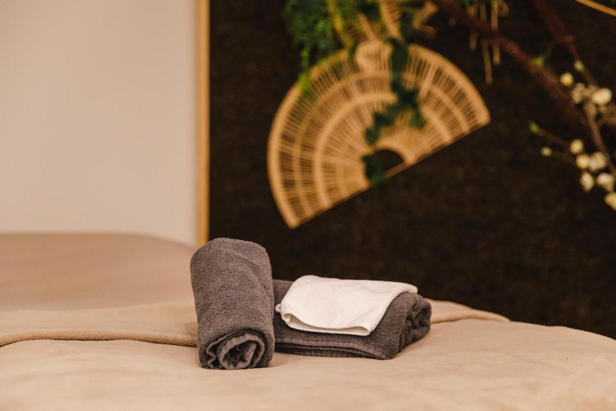Le Mont'Aide - Bayeux - 3 Lits - Accessible Pmr Apartment Saint-Martin-des-Entrees Ngoại thất bức ảnh